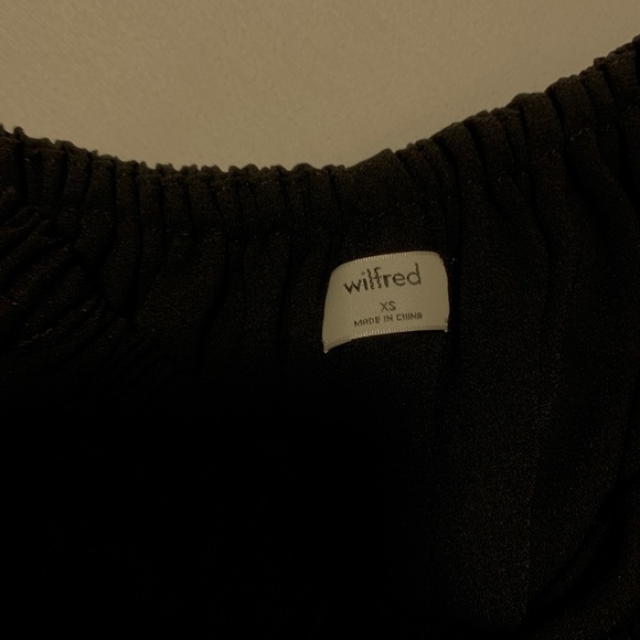 Black Wilfred off the shoulder top - Picture 2 of 2